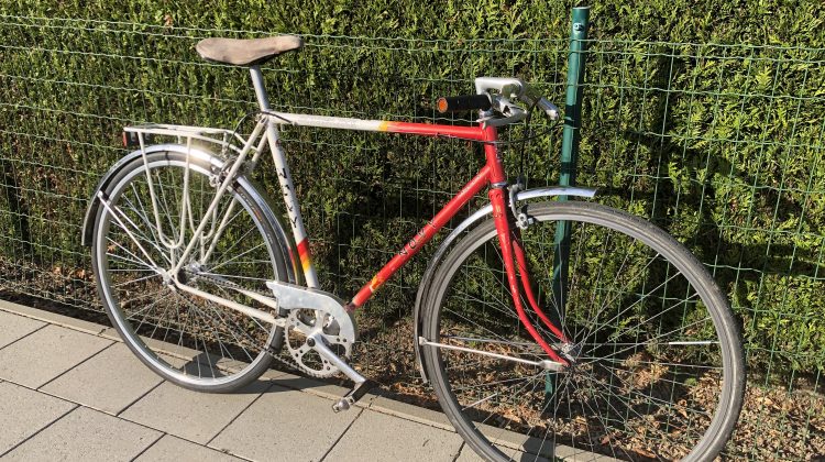 Retro fiets Novy opgeknapt