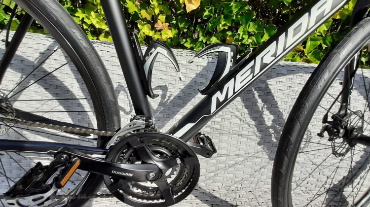 2 mooie Merida Hybride fietsen