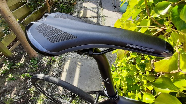 2 mooie Merida Hybride fietsen