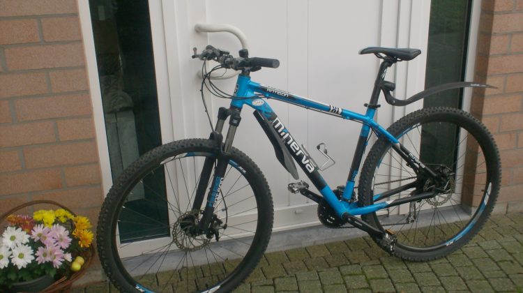 Zo goed als nieuwe mountainbike Minerva 29 inch Antigon