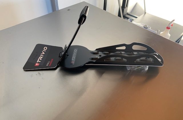 Wall hanger Trivio