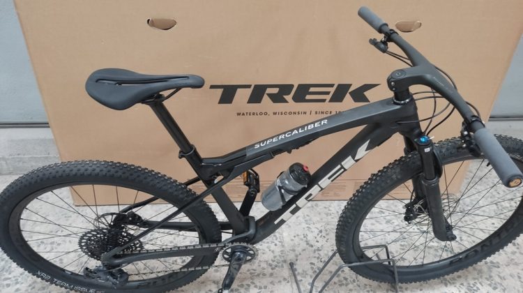 Trek Supercaliber 9.8 Gx size L black color