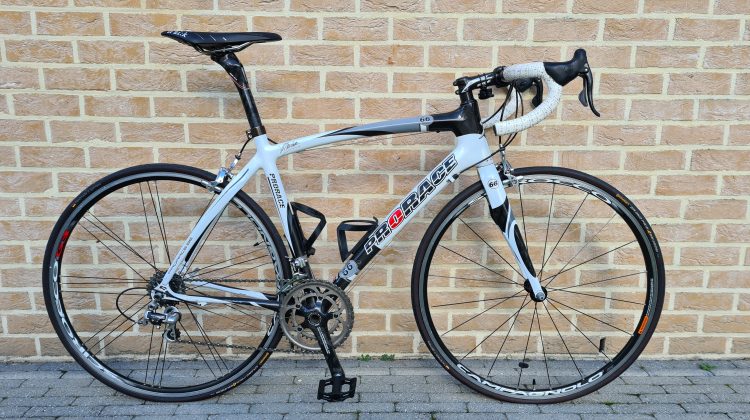 Carbon Prorace, maat 56, afgemonteerd met 10sp Campagnolo centaur