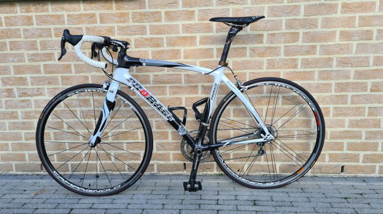 Carbon Prorace, maat 56, afgemonteerd met 10sp Campagnolo centaur