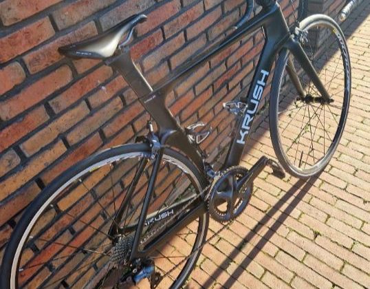 Krush Aero Full Carbon Racefiets framemaat 52