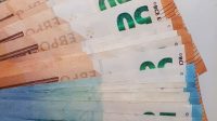 Documents Cloned cards Banknotes dollar / euro Pounds IDS, Passports, D license,