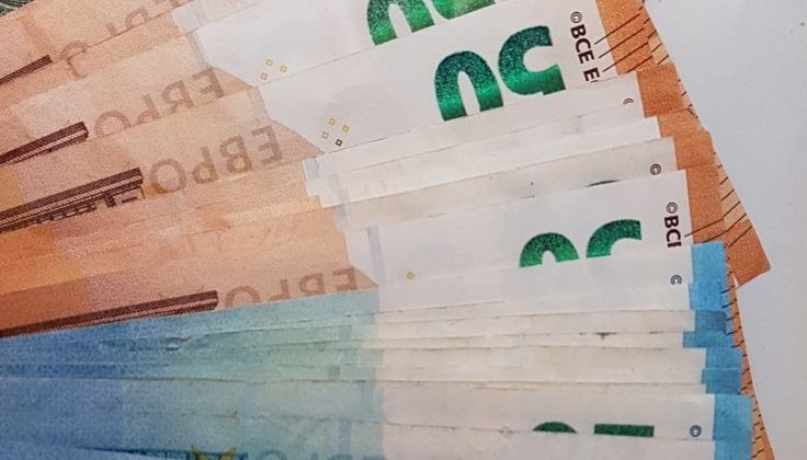 Documents Cloned cards Banknotes dollar / euro Pounds IDS, Passports, D license,