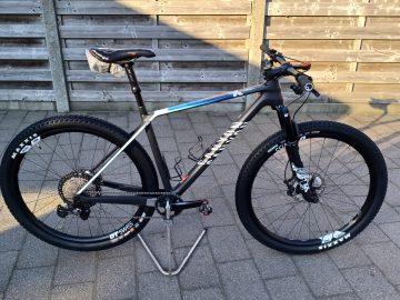 Canyon Exceed CF SLX 8.0 MEDIUM