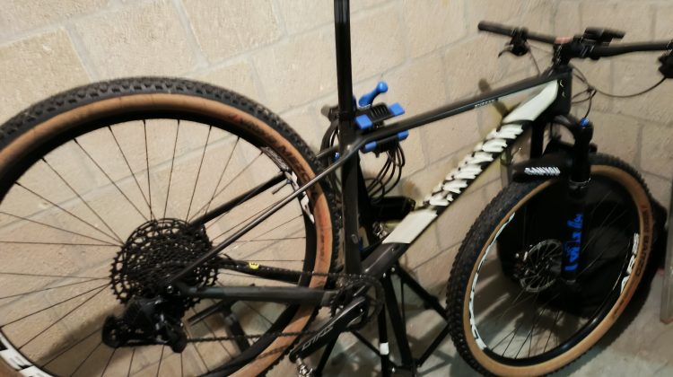 2020 Canyon exceed carbon customized