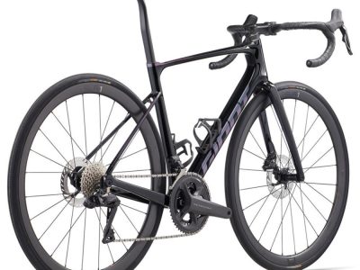 2024 Giant Defy Advanced Pro 0 Road Bike (PIENARBIKESHOP)