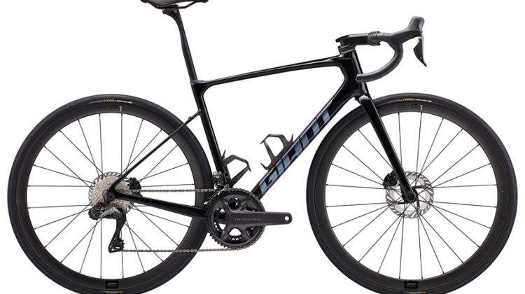 2024 Giant Defy Advanced Pro 0 Road Bike (M3BIKESHOP)