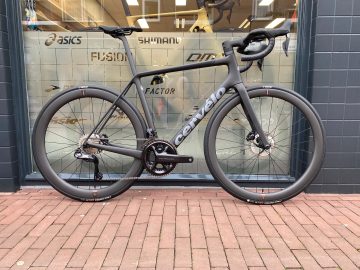 Cervélo R5 mt 56 kleur Five Black